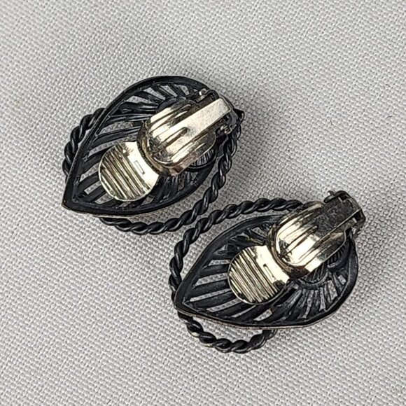 Vintage Silver & Pink Glass Stone Clip On Earrings - Picture 3 of 4